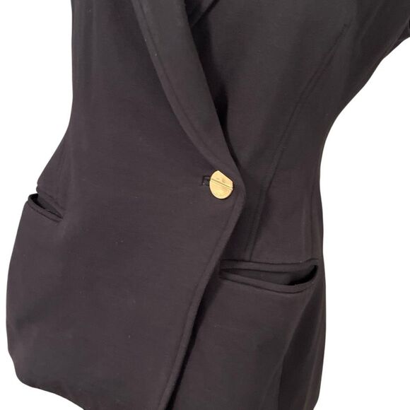SPANX Women’s Perfectly Asymmetric Tailored Single Button Vest - Picture 7 of 11
